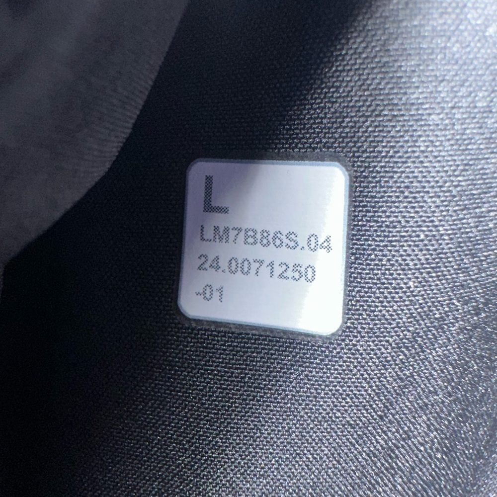 Sold Lululemon pace breaker shorts 5” dark gray sold sorry I can’t remove - Picture 4 of 5